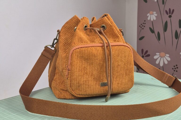 BUCKET BAG PAM